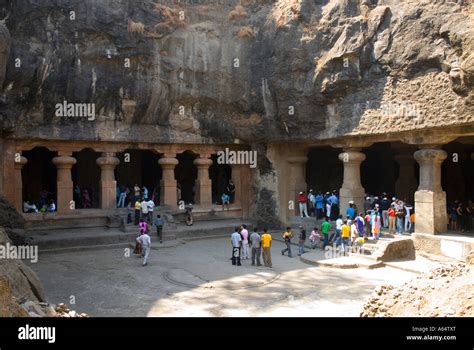  Der Elephanta-Höhlentempel: Eine mystische Reise durch die Vergangenheit Indiens!