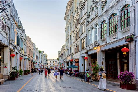 Qilou Old Street: Eine historische Oase voller Charme und kulinarischer Genüsse!